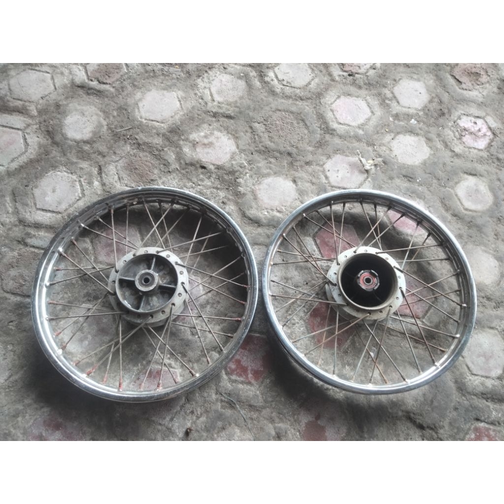 velg Supra fit new,kharisma set depan belakang