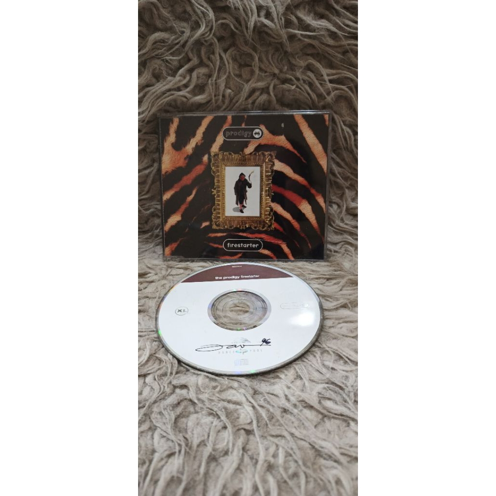 prodigy firestarter kaset cd