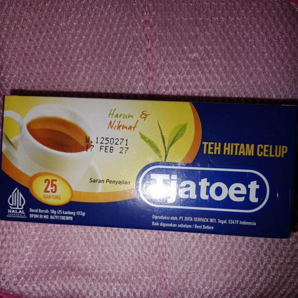 Tjatoet Teh Hitam Celup