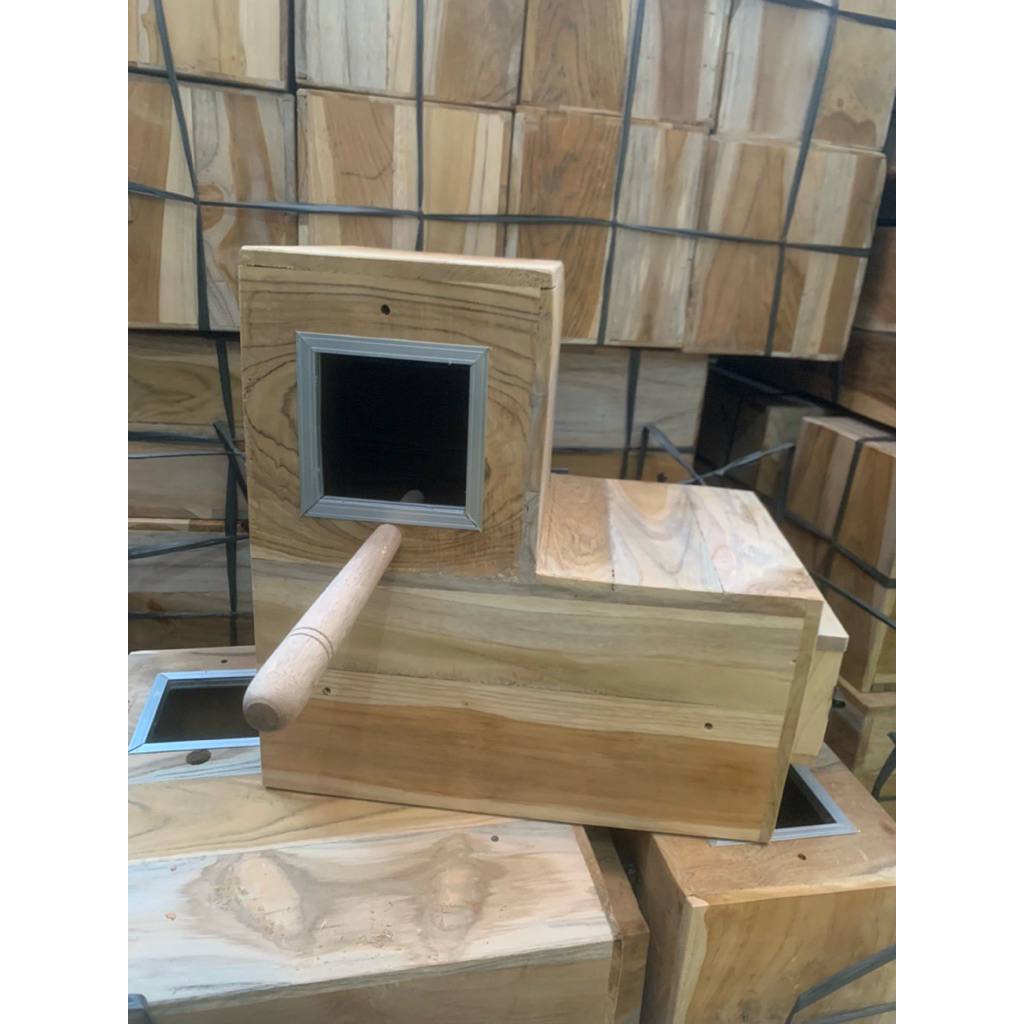 Glodok Glodokan Sarang Ternak Burung Sun Conure / Nuri / Bayan / Monk dll