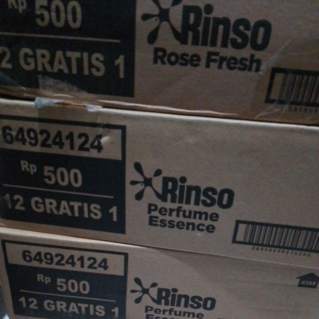 Rinso Cair Renceng 1 Dus 104 Sachet