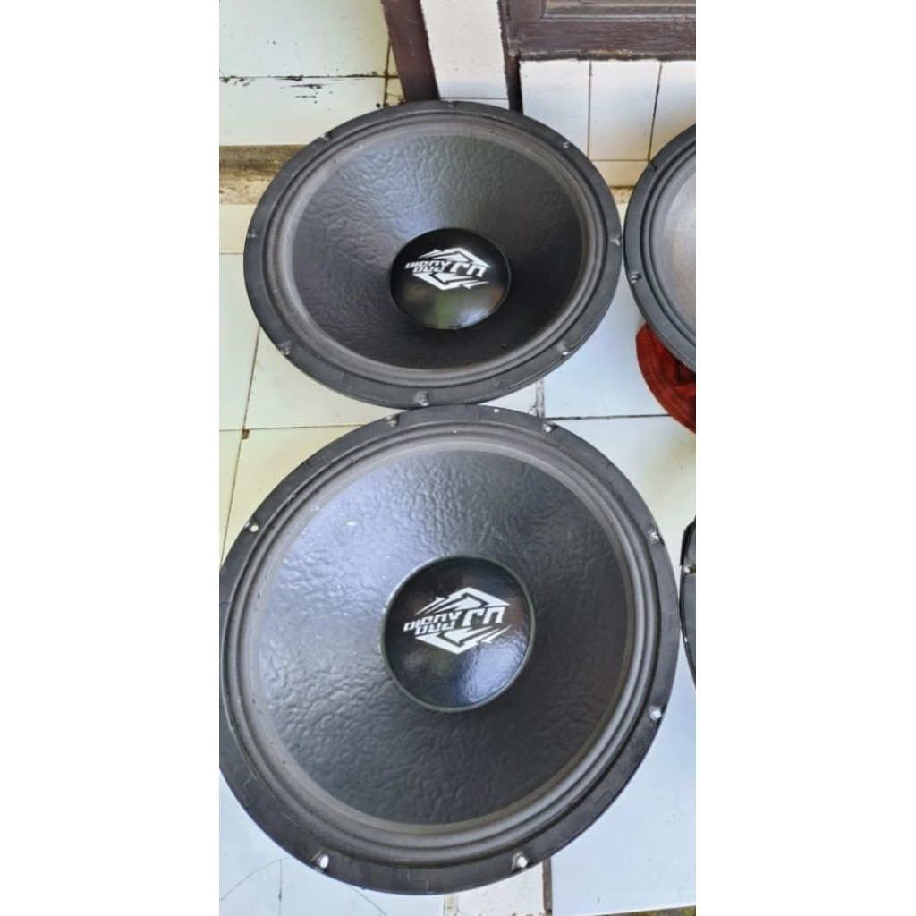 speaker acr fabulous 18 inc sepasang