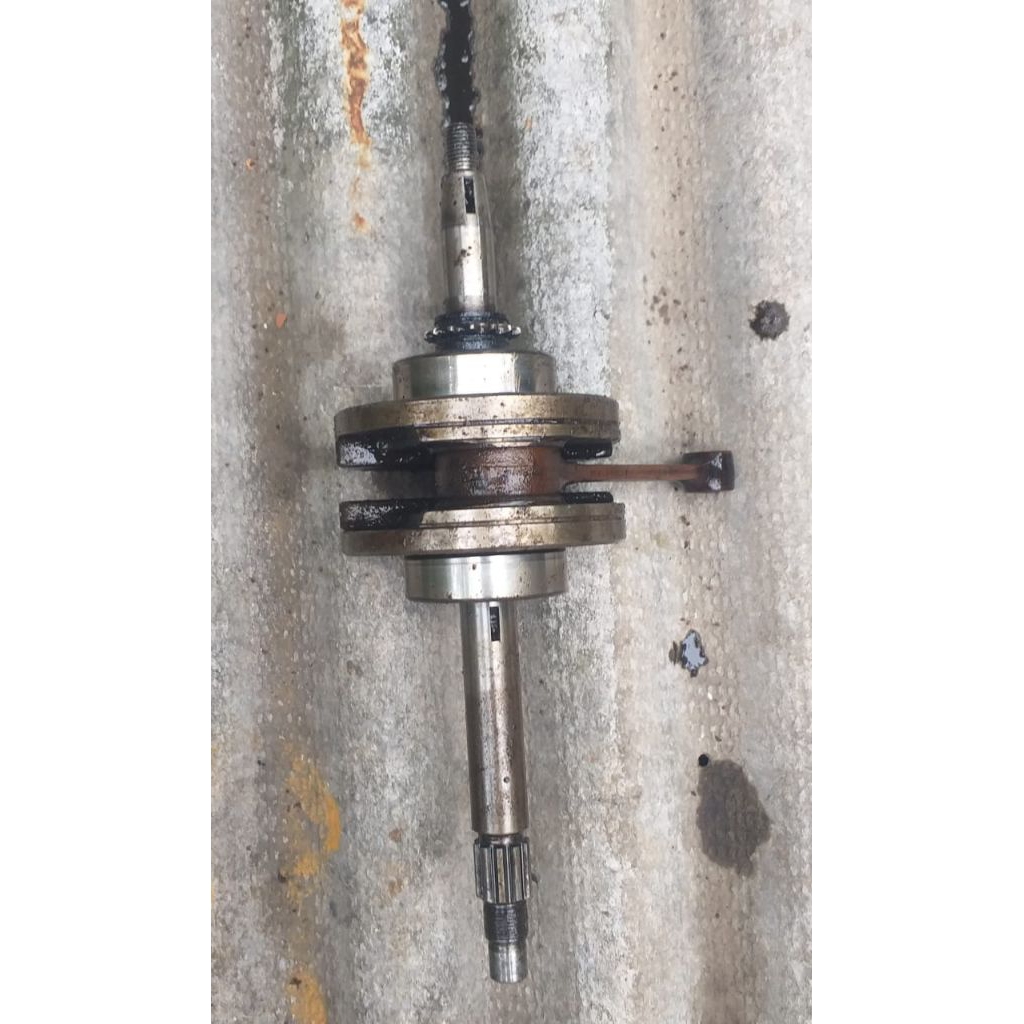 askruk  motor kawasaki kaze r