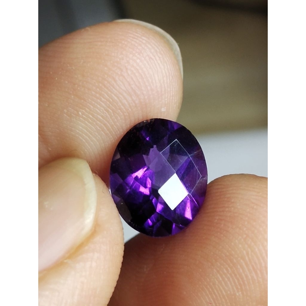 Natural Amethyst Memo 11 x 9 x 6 mm 3.05 Ct Kecubung Ungu Tua Oval Checkerboard Cutting NTD YGL 1563