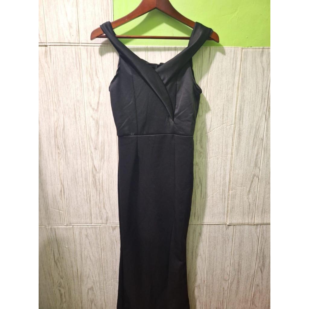 Preloved Dress Hitam Panjang Wanita Model Sabrina / Long Dress Sabrina Elegan / Gaun Pesta Kondangan
