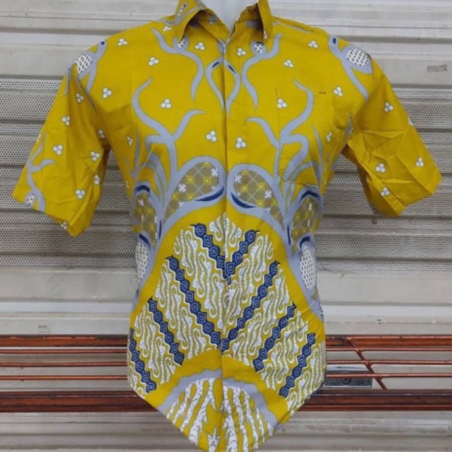 Kemeja Batik Pria Polimocro Kuning