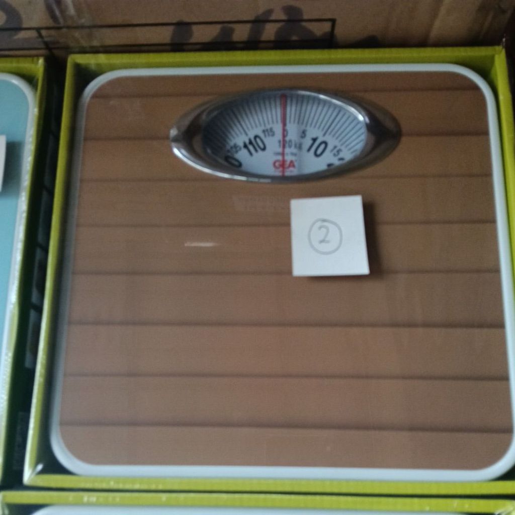 Timbangan badan GEA 9015/ Timbangan injak GEA