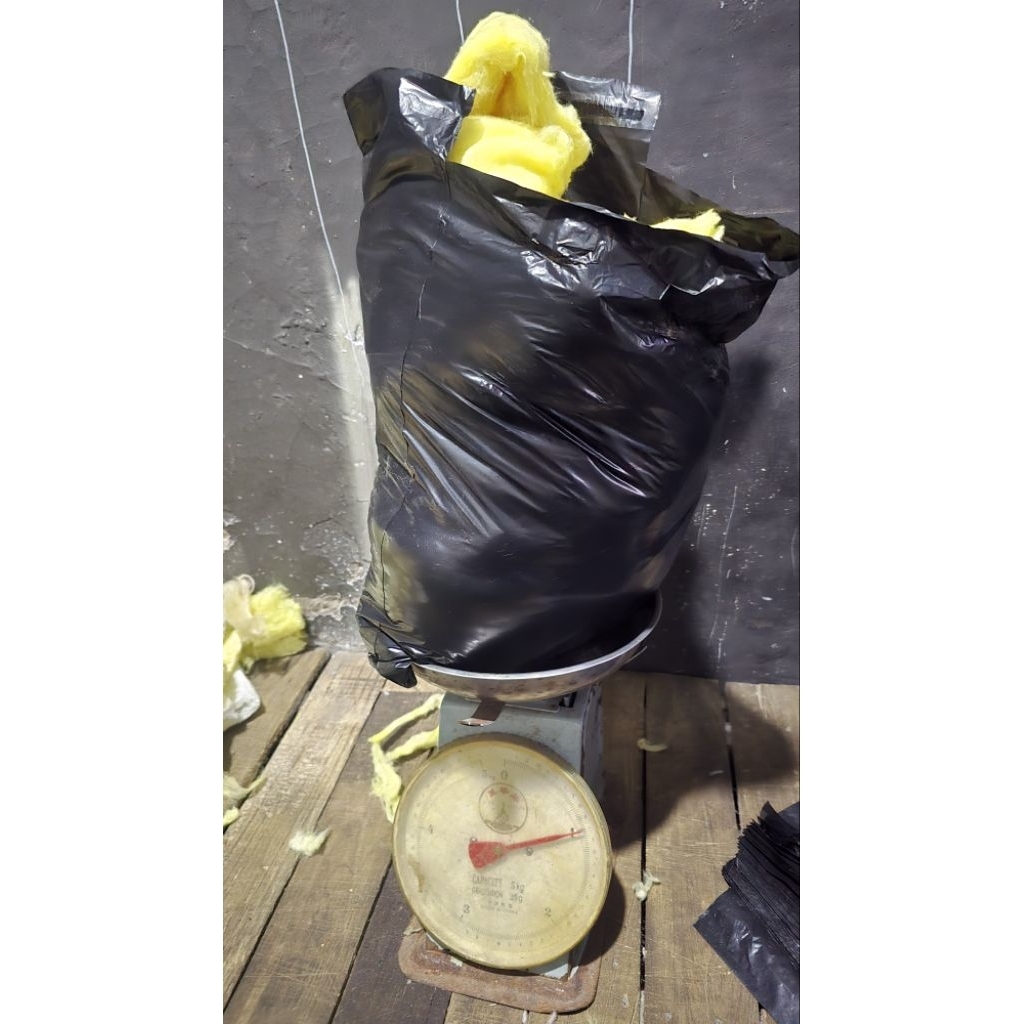 POTONGAN GLASSWOOL - LIMBAH POTONGAN GLASSWOOL KUNING - GLASSWOOL KILOAN ANCURAN - GLASSWOOL PEREDAM