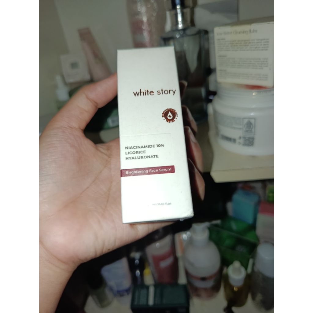 white story brightening serum