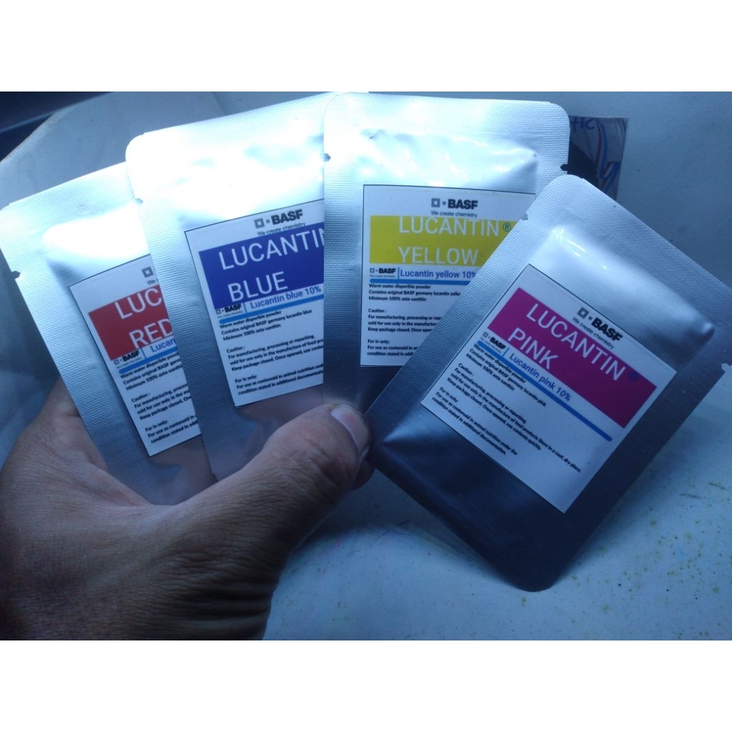 LUCANTIN (ASTAXANTHIN) BASF GERMANY Pigmen pewarna ikan