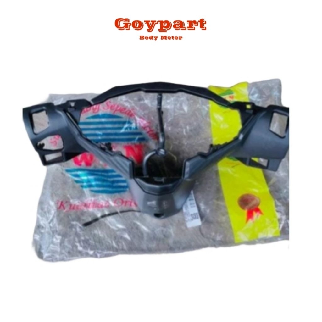 BATOK KEPALA belakang VARIO 150/125 2015 -2016- 2017