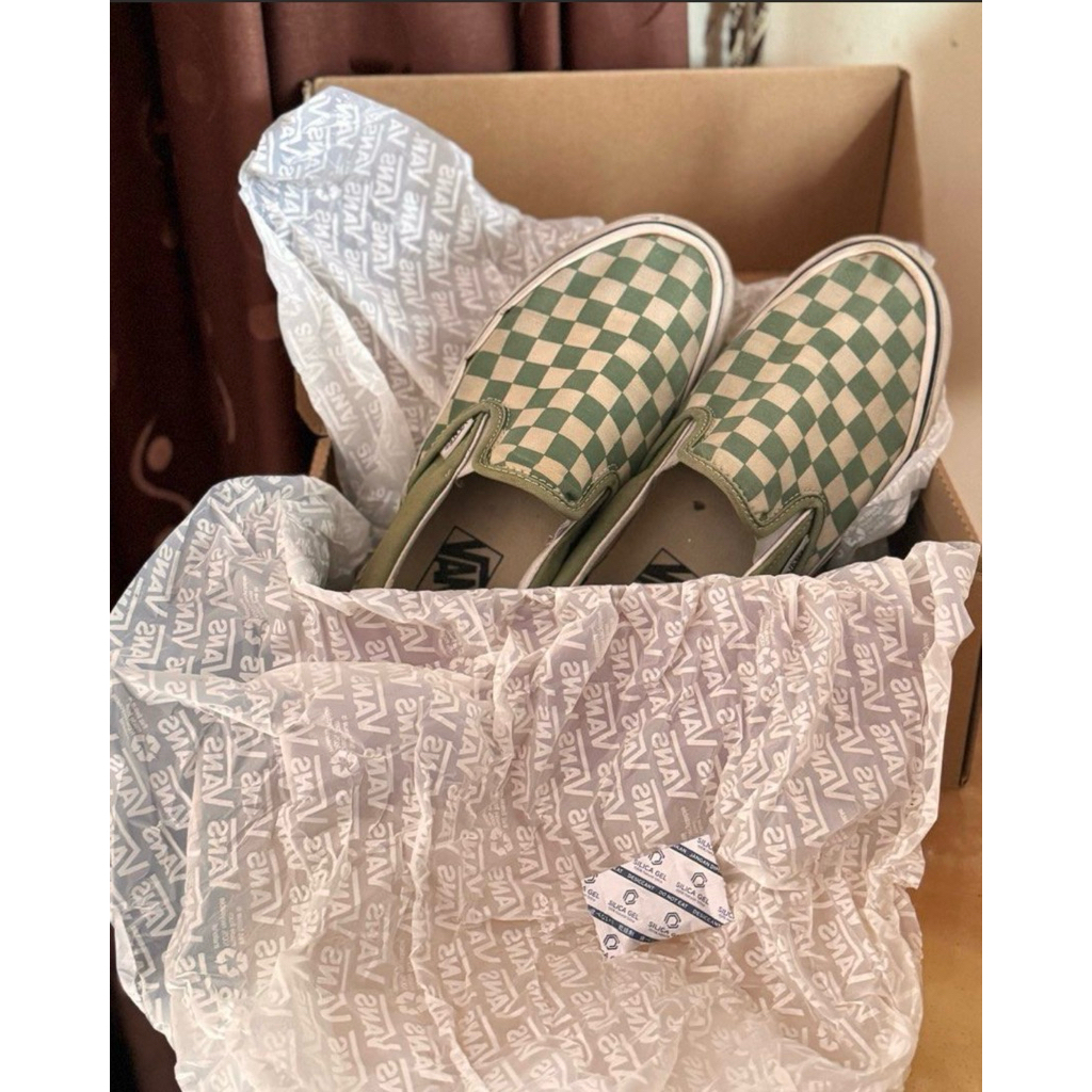 vans slip on checkerboard