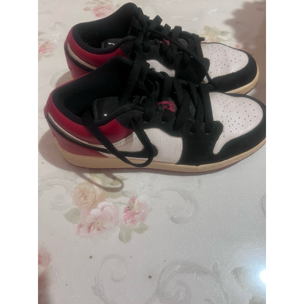 Nike air jordan 1 low