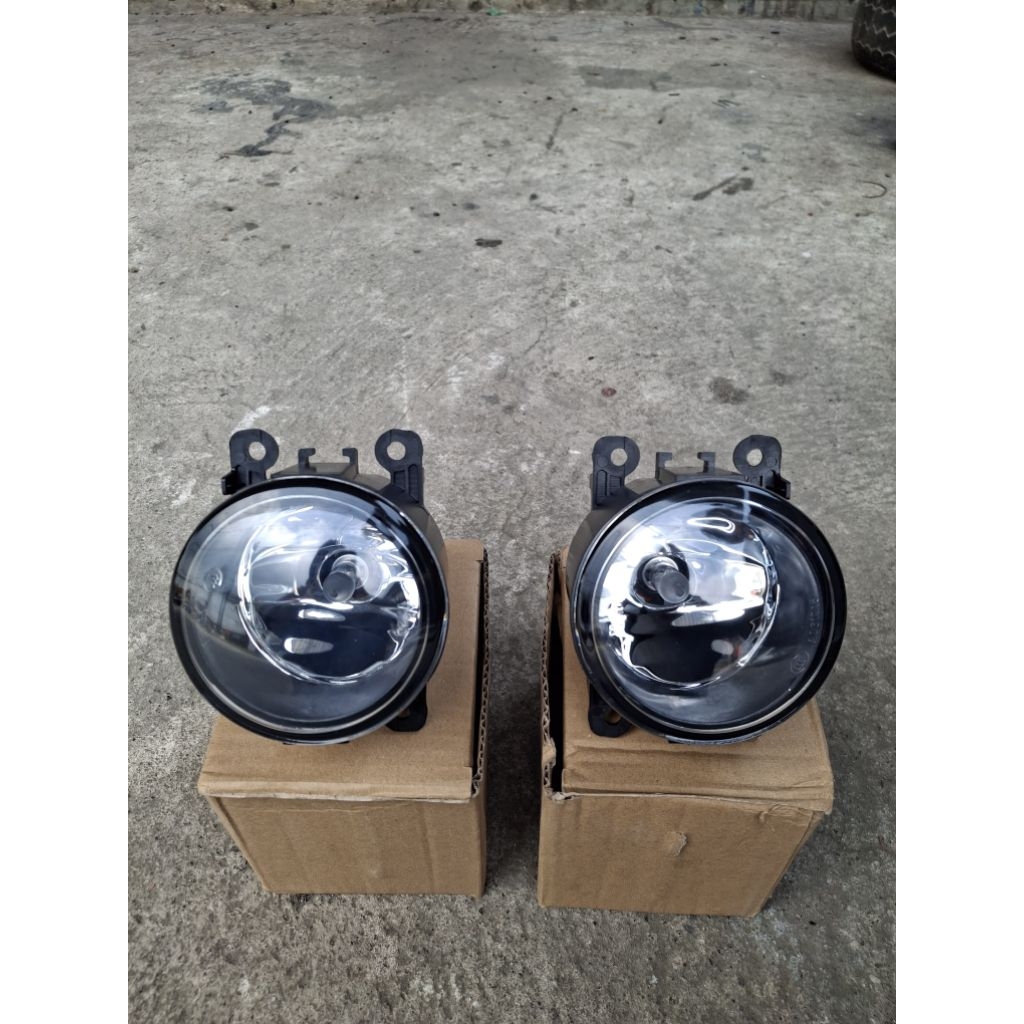 FOGLAMP/LAMPU KABUT ERTIGA APV ARENA APV LAMA SWFIT SPLASH KARIMUN WAGON R