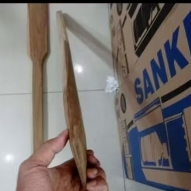 DAYUNG KAYU PANJANG 70 CM