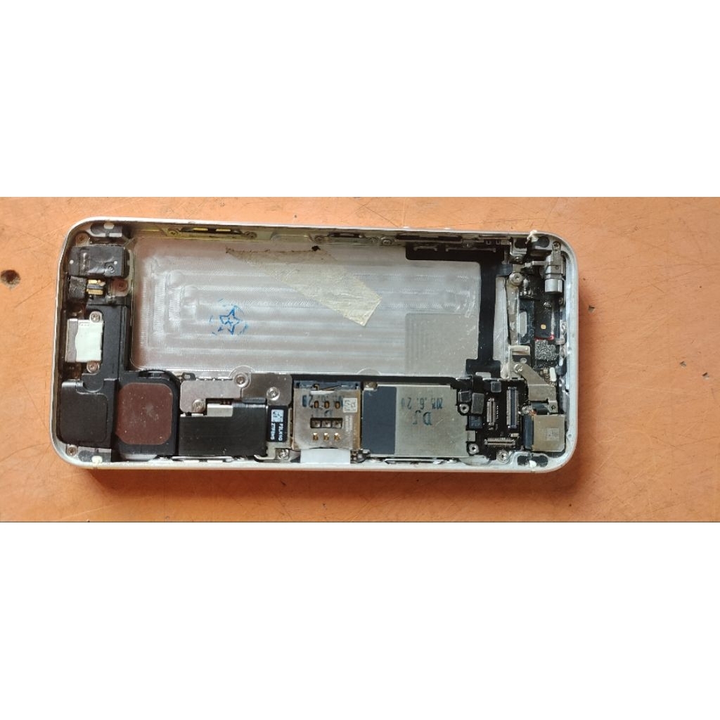 BEKAS Jual Gambling Mesin Iphone 5/Bahan Kanibal No Retur