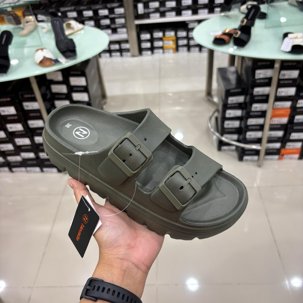 Sandal Slop Tali 2 Pylon / Karet Wanita Nevada