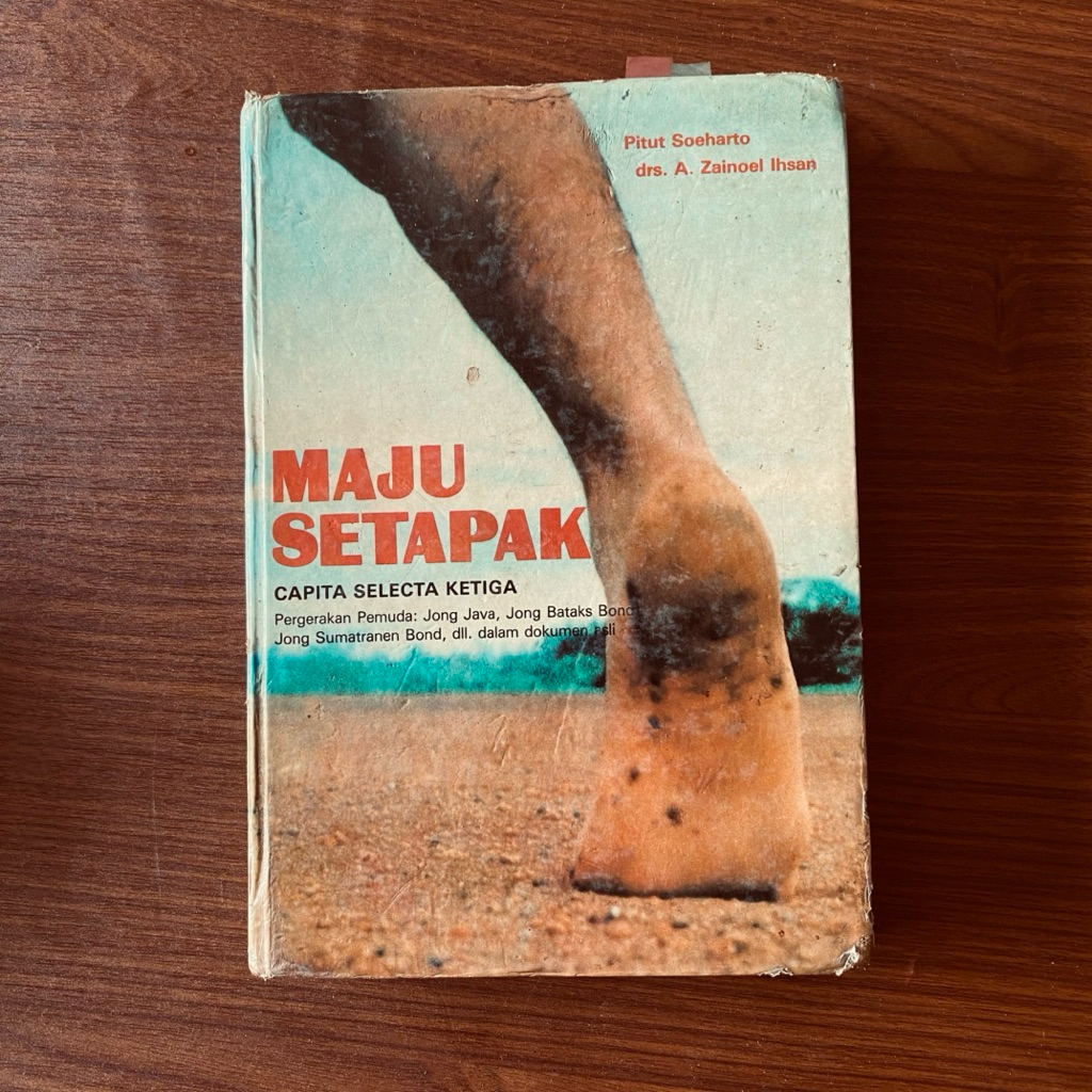 BUKU MAJU SETAPAK - CAPITA SELECTA KETIGA BY PITUT SOEHARTO, drs. A. Zainoel - Pergerakan Pemuda: Jo