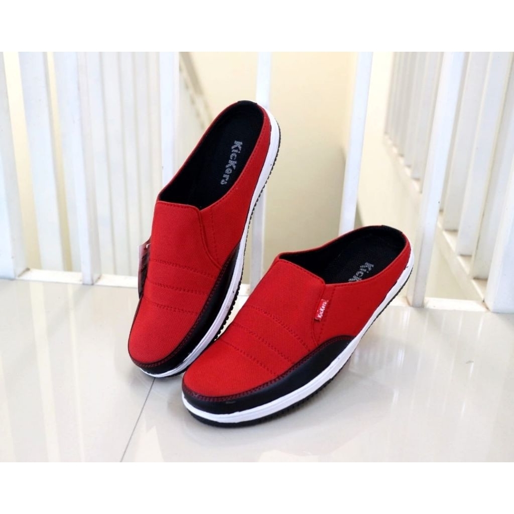 kickers pria / sepatu sandal / sepatu kickers bustong / Sepatu slop santai