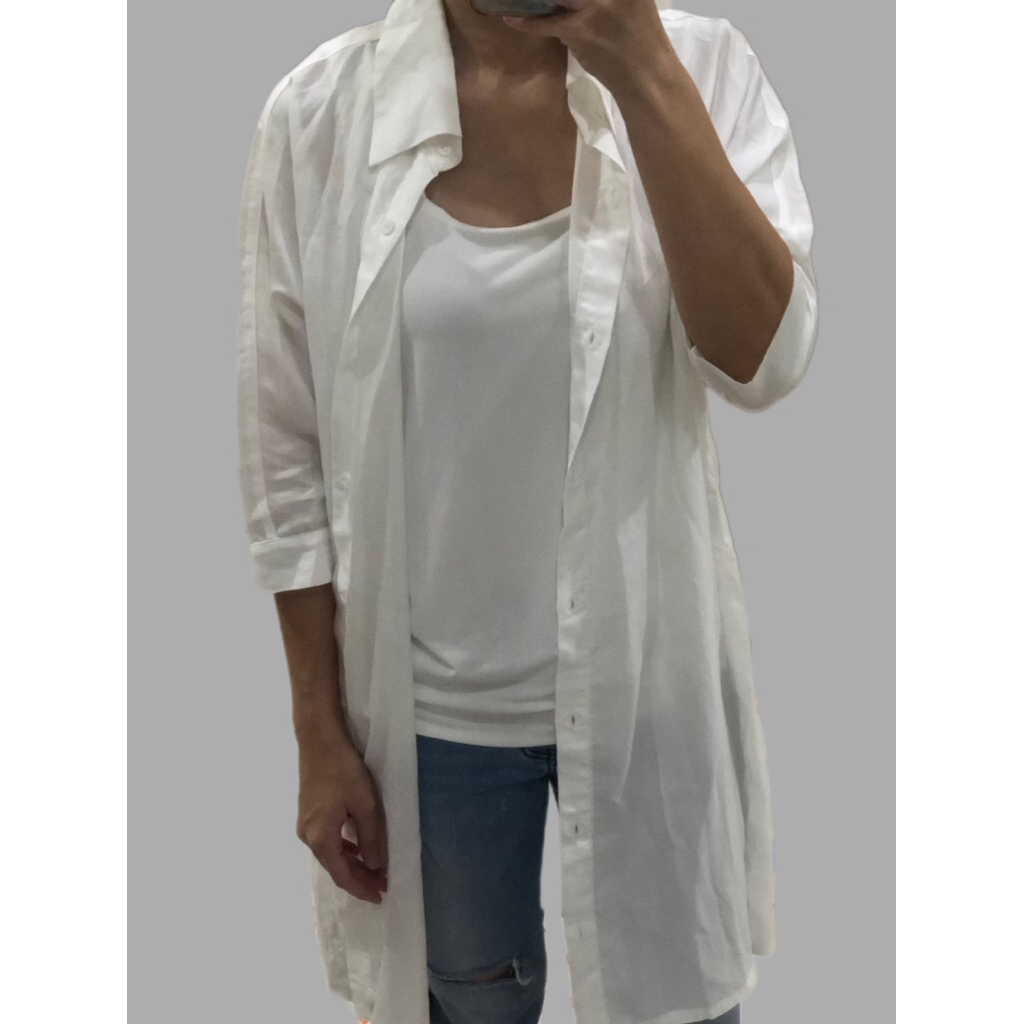 PRELOVED KEMEJA PUTIH BY EUNOIA