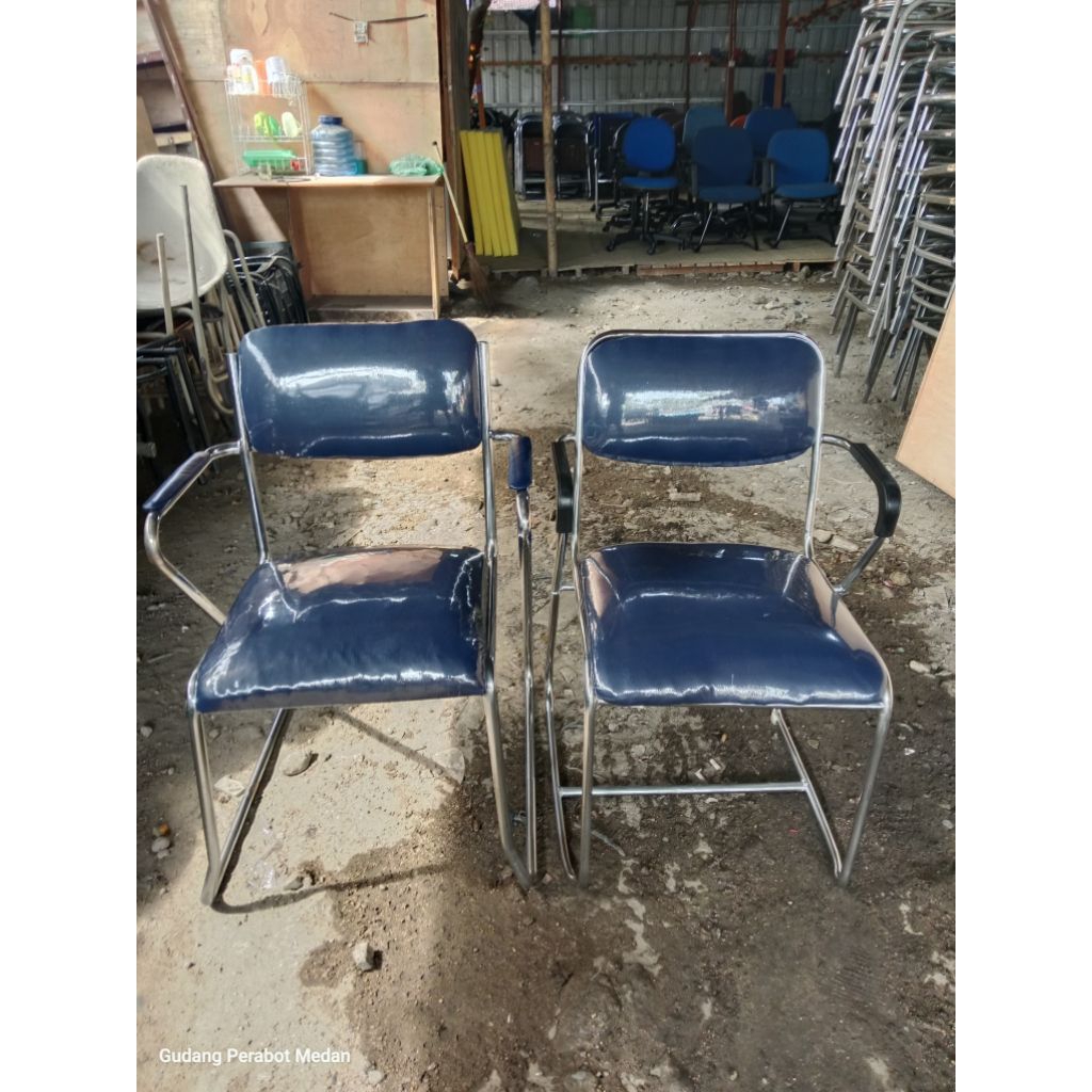 Kursi Kantor Kaki Besi Bekas Murah
