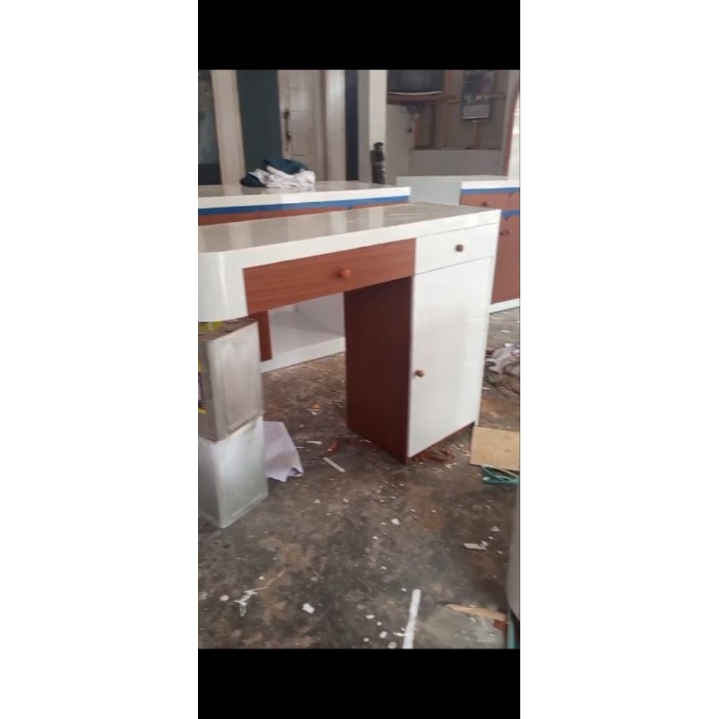 meja HPL meja kantor meja komputer