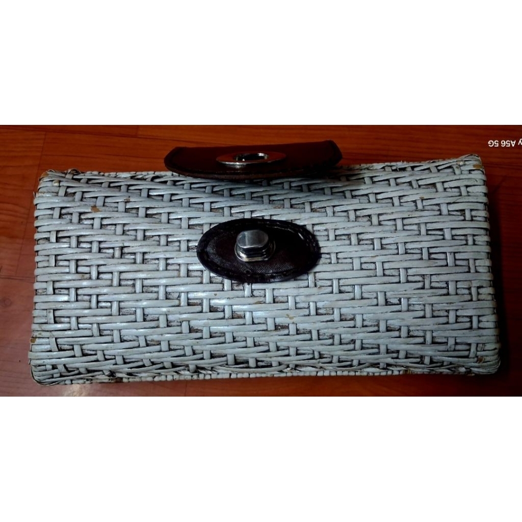 Dompet rotan