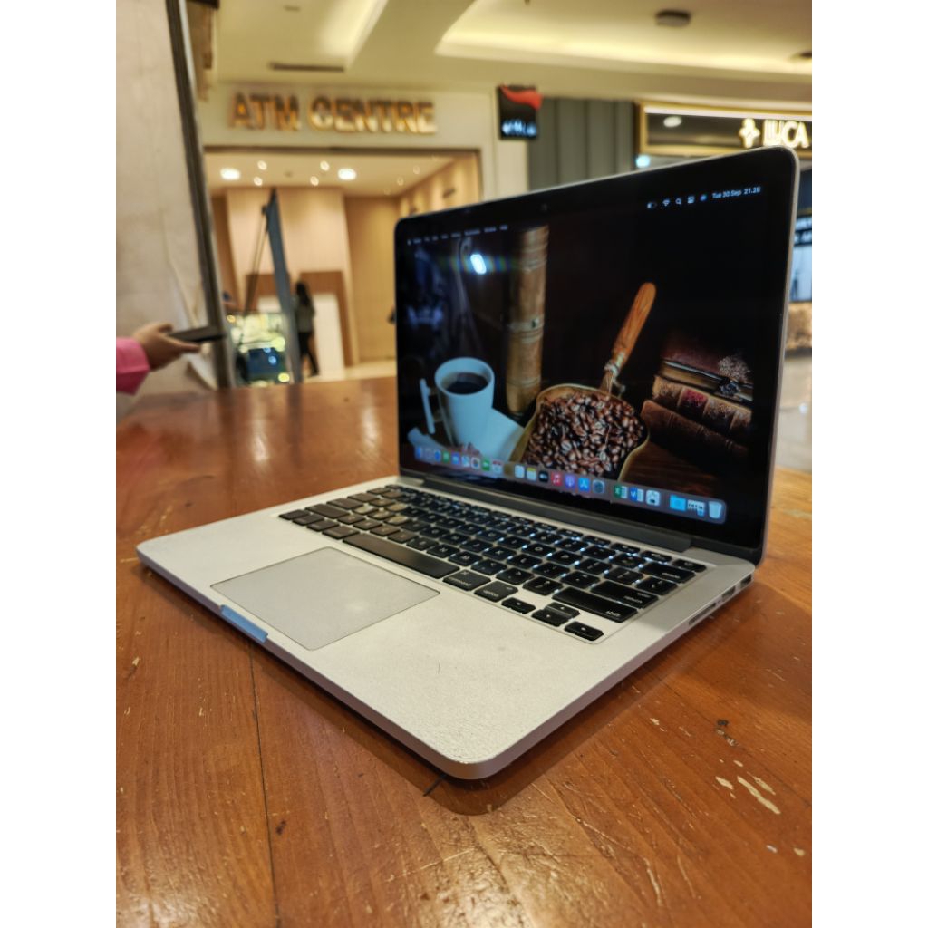 Macbook Pro Retina 13 inch 2015 i5 Ram 8GB SSD 256GB