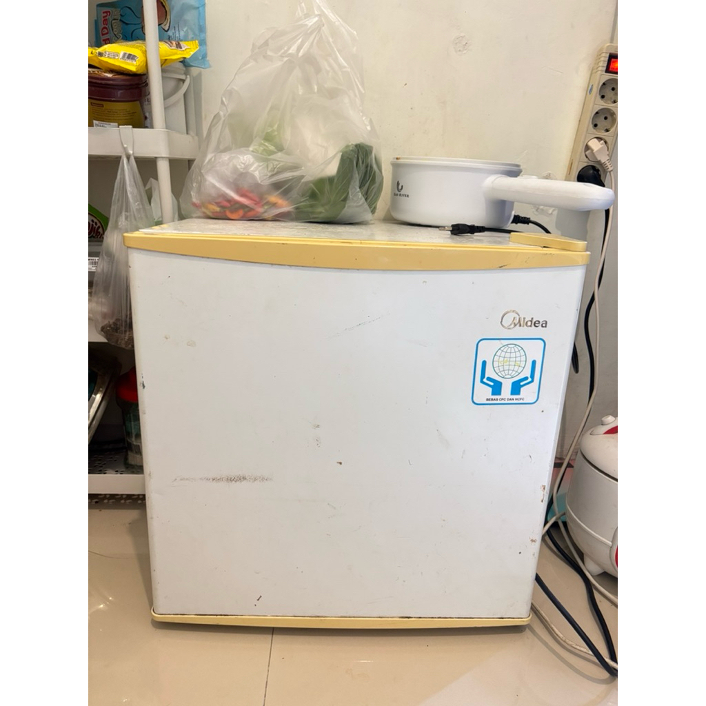 kulkas midea mini 1 pintu