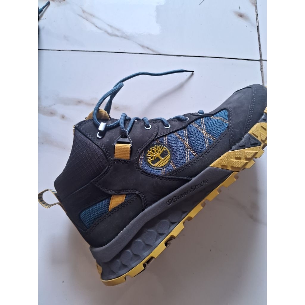 SEPATU TIMBERLAND