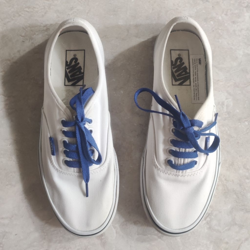 Size 39 VansAuthentic Sketch Sidewall