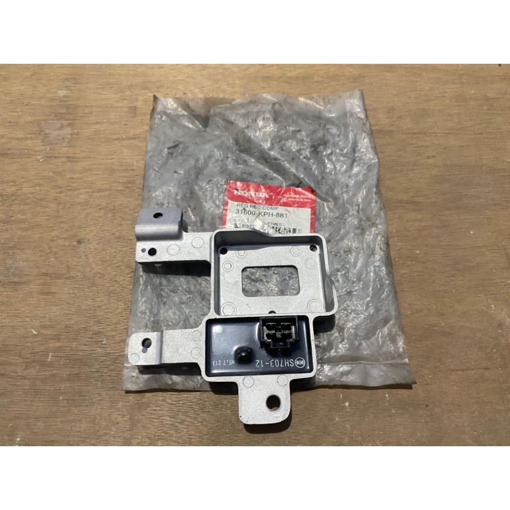 31600 kph 881 regulator kiprok supra x 125 old lama batman karisma original baru AHM
