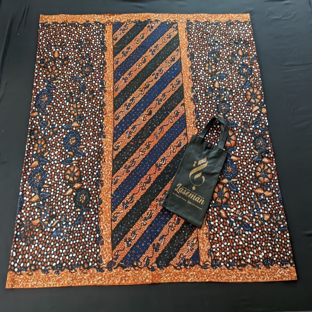 Laseman : Premium Jumbo | Sarung Batik Tulis Lasem