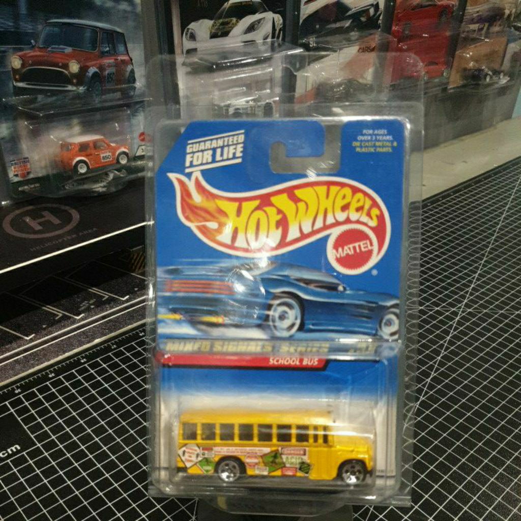 Hotwheels School Bus