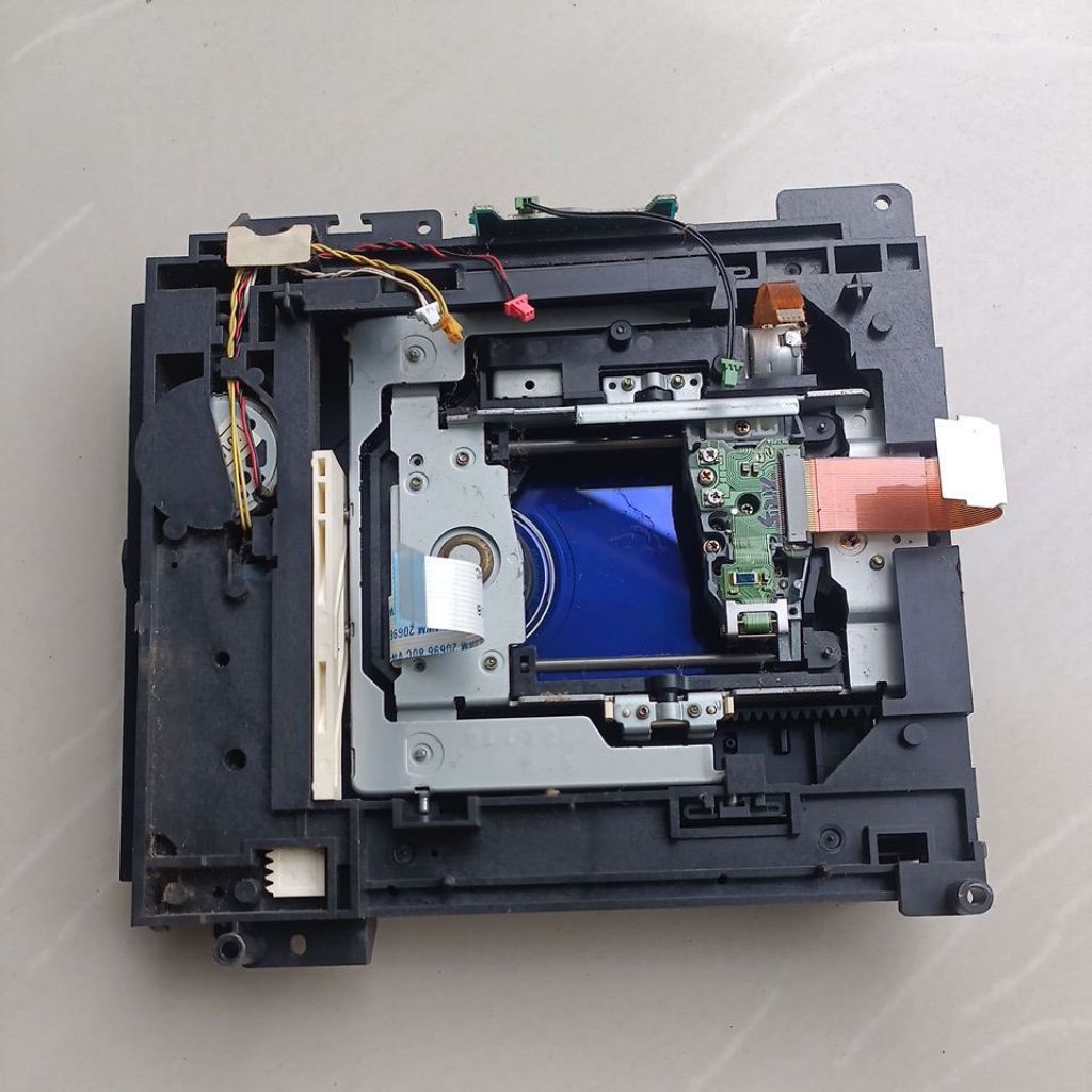 mekanik DVD room + optick ps2 seri 30000 GH 013