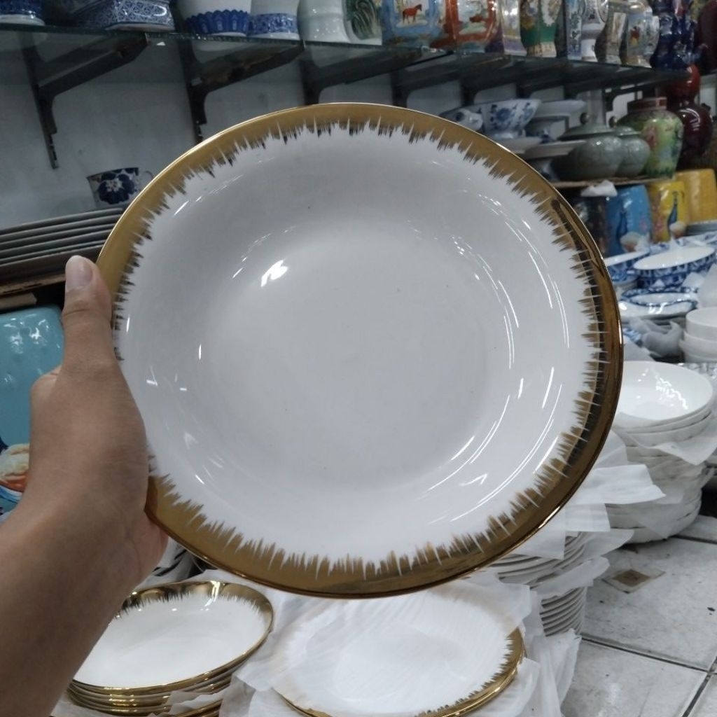 Piring makan HOKITA Gold(6 PCS/Setengah lusin)