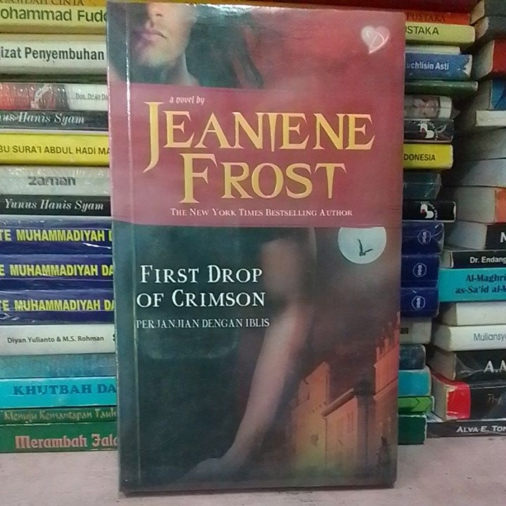 Novel JEANIENE FROST + KERRELYN SPARKS