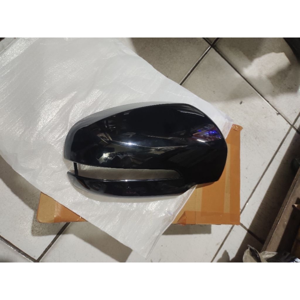 cover spion Suzuki S cross ori sgp