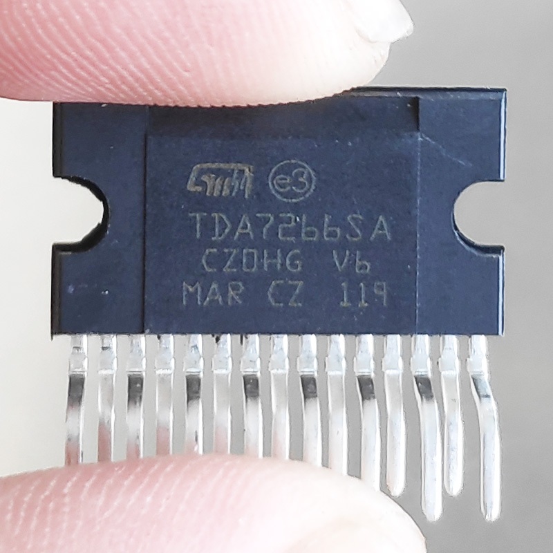 IC TDA 7266 SA TRANSISTOR TDA 7266SA IC TDA7266SA ST INTEGRATED CIRCUIT TDA7266 SA