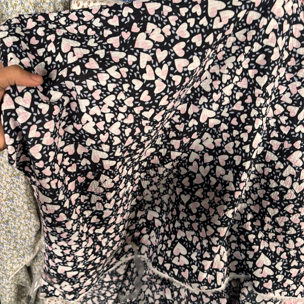 kain katun paris premium motif - kain katun motif bunga - kain motif bunga - kain katun 100% - kain 