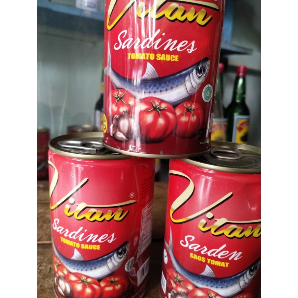 sardenVitanSausTomat