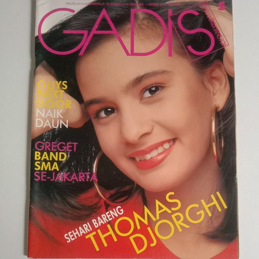 Majalah Gadis Tahun 1991 Cover Cantik Leah Bratajdjaja Plus Poster