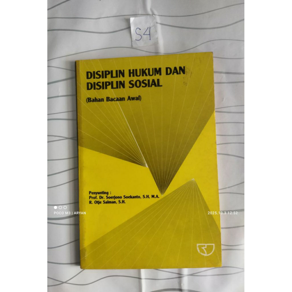 DISIPLIN HUKUM DAN DISIPLIN SOSIAL - PROF DR. SOERJONO SOEKANTO S. H. M. A- R. OTJESALMAN S. H