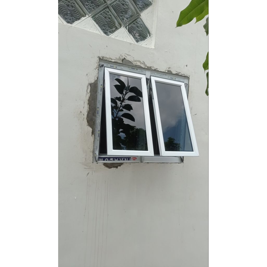 jendela gandeng  aluminium