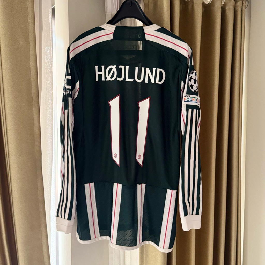 Mu Away 2023/2024 player issue