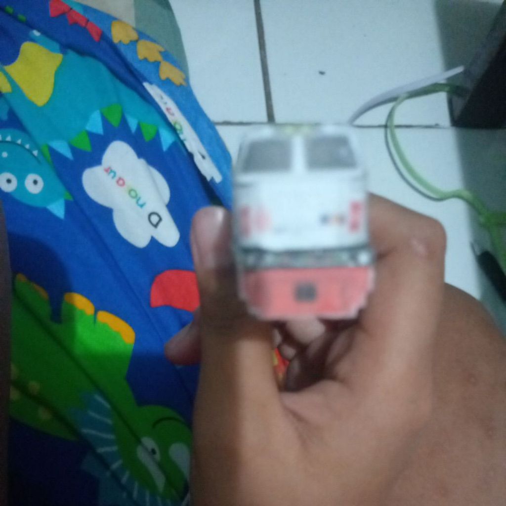 mainan anak lokomotif cc 206