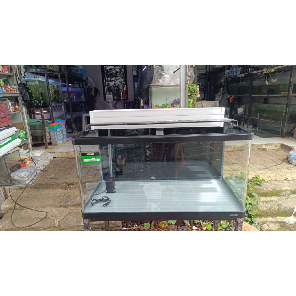 AQUARIUM BENDING BAHARI 90 45 45 plus filter dan lamapu