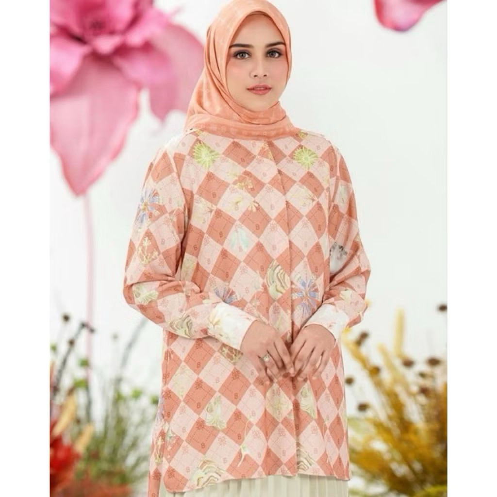 New DARIA TOP Riamiranda Collab BS Size M