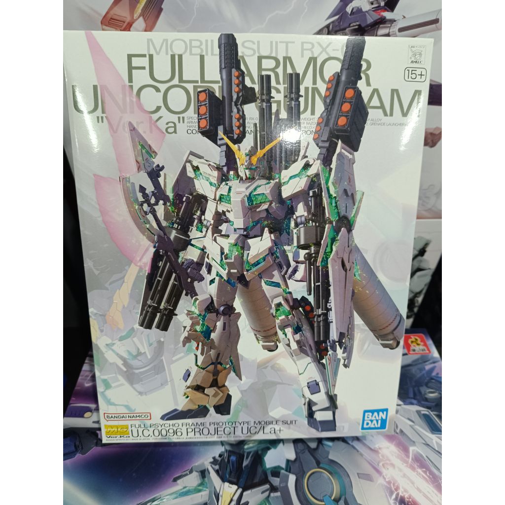 Gundam MG 1/100 Full Armor Unicorn Gundam Bandai Namco