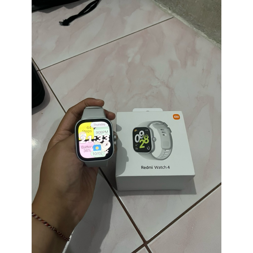 Smartwatch Xiaomi redmi watch 4 masih baru
